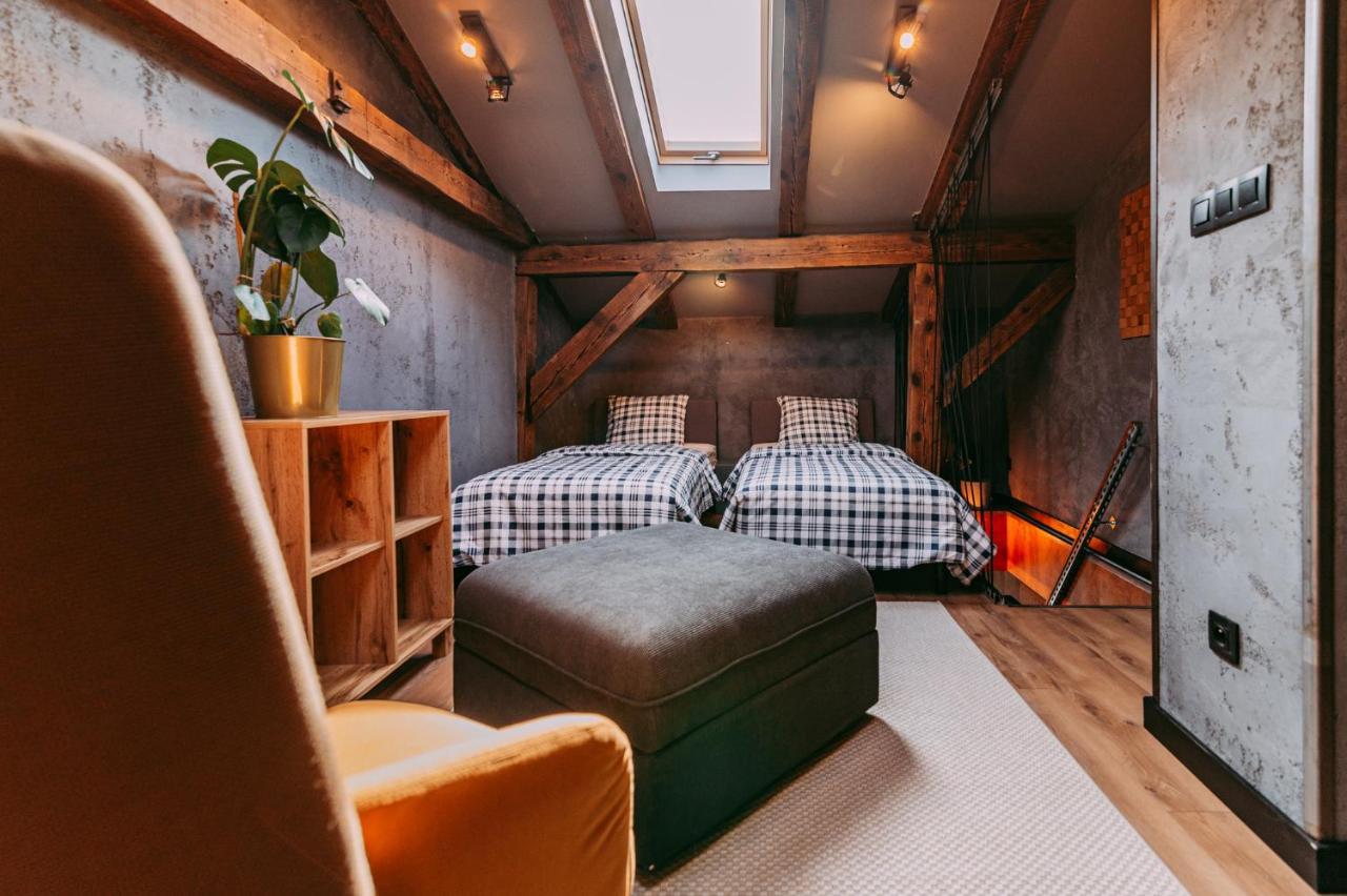 Apartment Garncarska 3 *